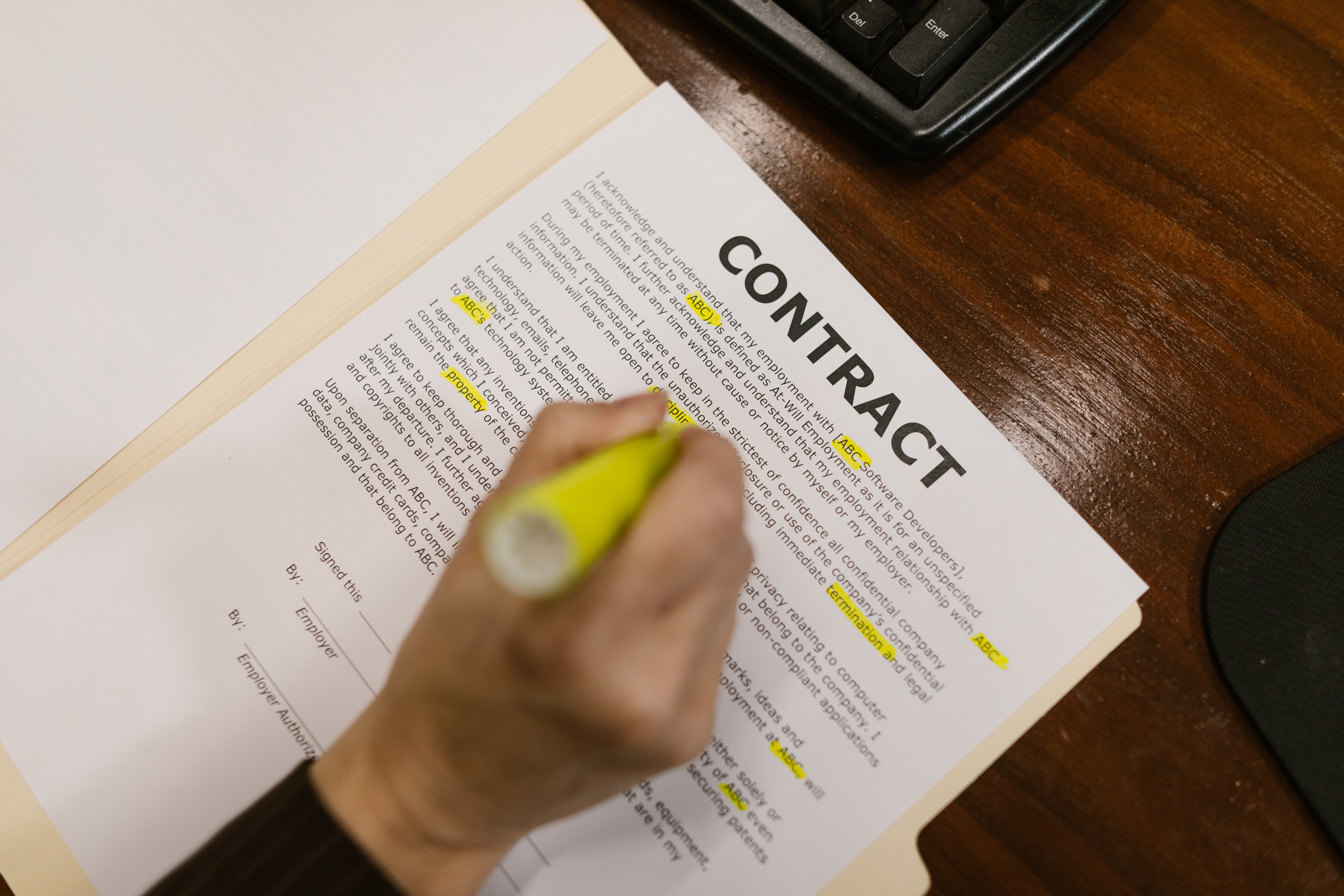 How to choose applicable law for foreign-related contract disputes