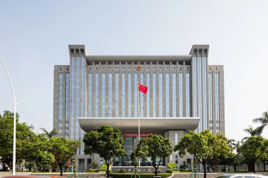孕妇员工夜班打瞌睡，企业将其辞退，法官怎么判？