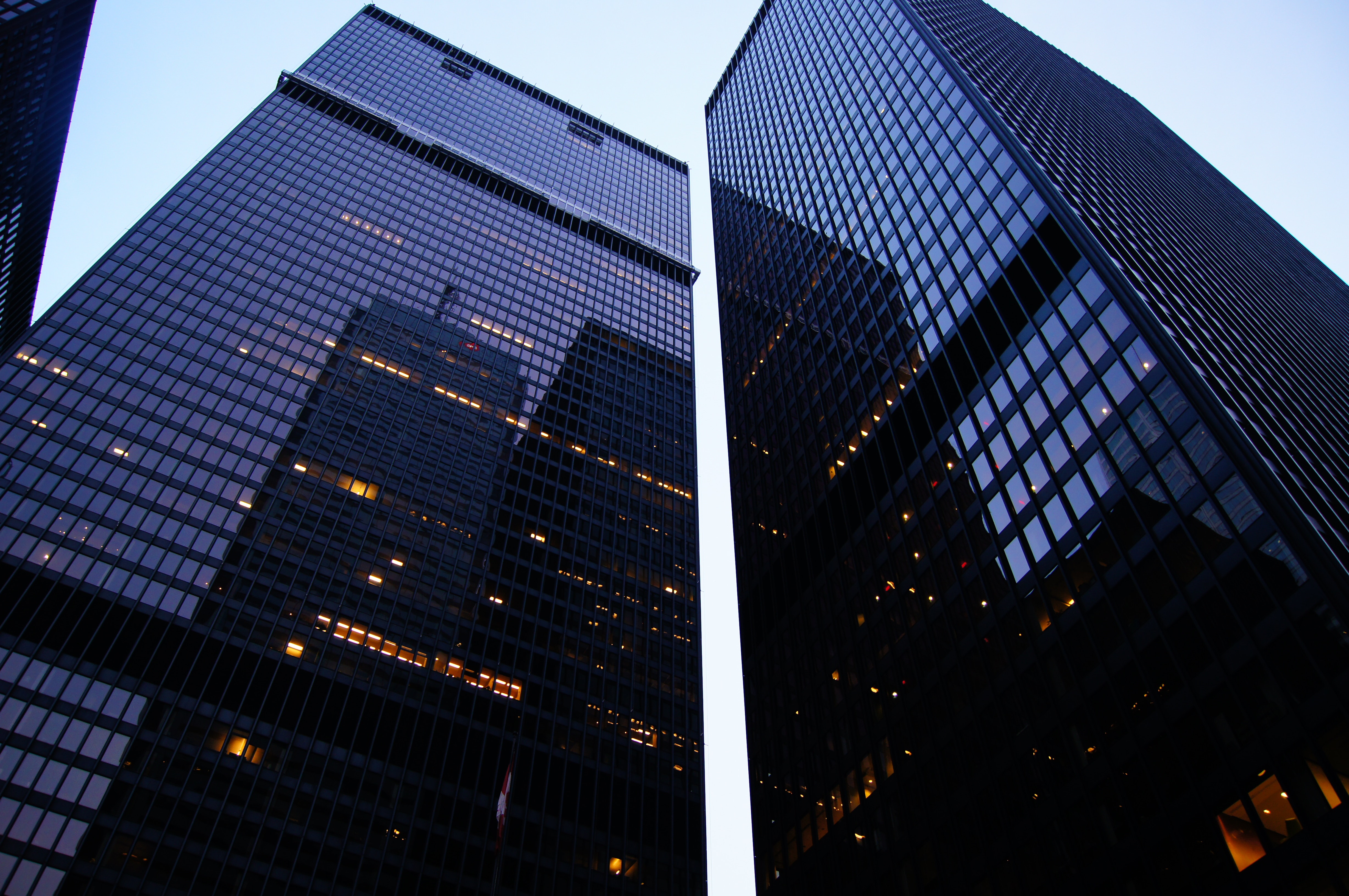 Ru De lawyers interpret the legal risks of enterprise employment rules and regulations 